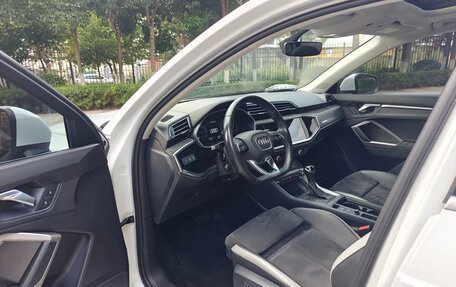 Audi Q3, 2022 год, 2 592 000 рублей, 21 фотография