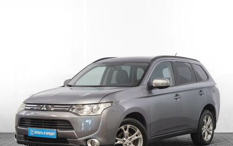Mitsubishi Outlander III рестайлинг 3, 2012 год, 1 349 000 рублей, 3 фотография