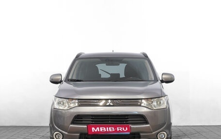Mitsubishi Outlander III рестайлинг 3, 2012 год, 1 349 000 рублей, 2 фотография