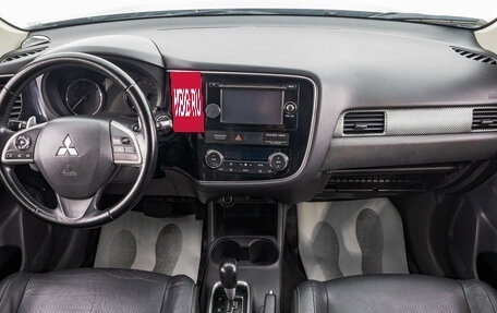 Mitsubishi Outlander III рестайлинг 3, 2012 год, 1 349 000 рублей, 11 фотография