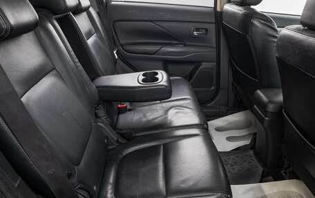 Mitsubishi Outlander III рестайлинг 3, 2012 год, 1 349 000 рублей, 29 фотография