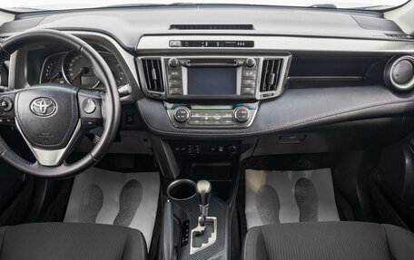 Toyota RAV4, 2013 год, 1 999 000 рублей, 11 фотография