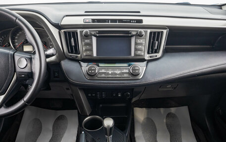 Toyota RAV4, 2013 год, 1 999 000 рублей, 20 фотография