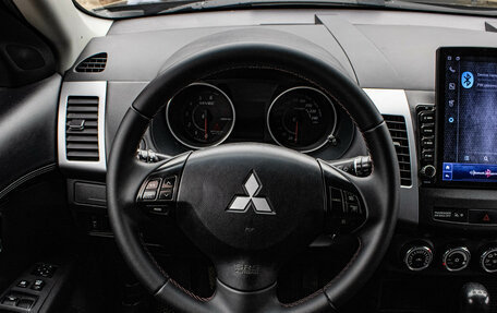 Mitsubishi Outlander III рестайлинг 3, 2011 год, 1 149 000 рублей, 6 фотография
