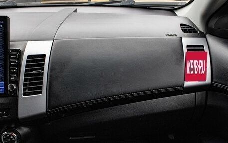 Mitsubishi Outlander III рестайлинг 3, 2011 год, 1 149 000 рублей, 8 фотография