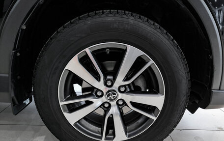 Toyota RAV4, 2018 год, 2 050 000 рублей, 22 фотография