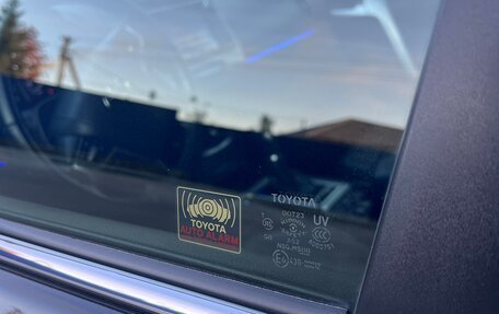 Toyota Land Cruiser Prado 150 рестайлинг 2, 2020 год, 5 555 555 рублей, 8 фотография