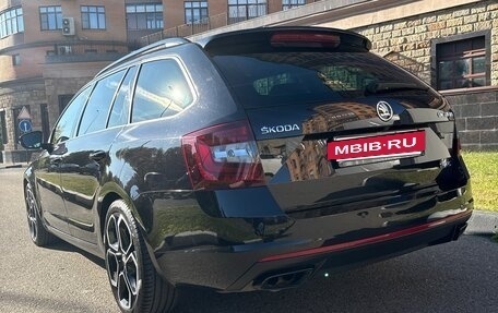 Skoda Octavia RS, 2019 год, 2 800 000 рублей, 5 фотография