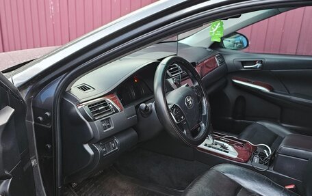 Toyota Camry, 2012 год, 1 720 000 рублей, 6 фотография