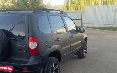 Chevrolet Niva I рестайлинг, 2013 год, 420 000 рублей, 3 фотография