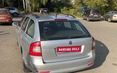 Skoda Octavia, 2011 год, 650 000 рублей, 3 фотография