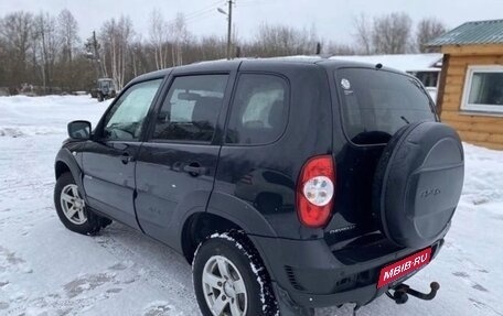 Chevrolet Niva I рестайлинг, 2018 год, 650 000 рублей, 5 фотография