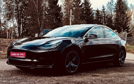 Tesla Model 3 I, 2019 год, 2 900 000 рублей, 1 фотография