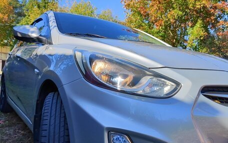 Hyundai Solaris II рестайлинг, 2011 год, 830 000 рублей, 10 фотография