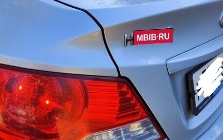 Hyundai Solaris II рестайлинг, 2011 год, 830 000 рублей, 16 фотография