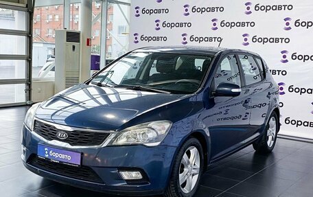 KIA cee'd I рестайлинг, 2010 год, 670 000 рублей, 2 фотография