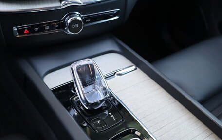 Volvo XC60 II, 2021 год, 3 900 000 рублей, 15 фотография