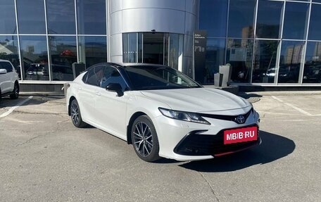 Toyota Camry, 2021 год, 3 000 000 рублей, 3 фотография
