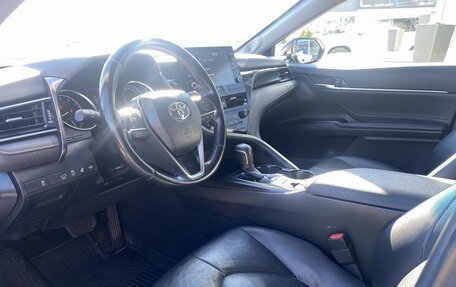 Toyota Camry, 2021 год, 3 000 000 рублей, 9 фотография