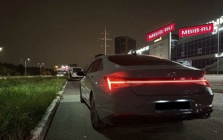 Hyundai Elantra, 2022 год, 1 720 000 рублей, 5 фотография