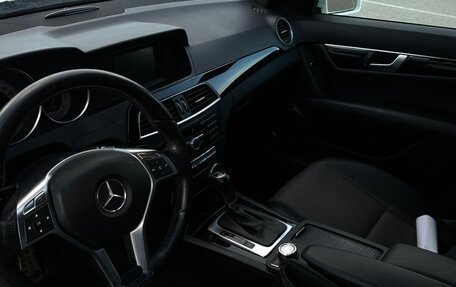 Mercedes-Benz C-Класс, 2011 год, 1 600 000 рублей, 6 фотография