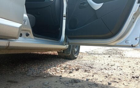 Renault Sandero I, 2013 год, 500 000 рублей, 12 фотография