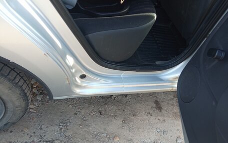 Renault Sandero I, 2013 год, 500 000 рублей, 17 фотография