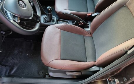 Volkswagen Polo VI (EU Market), 2015 год, 910 000 рублей, 11 фотография