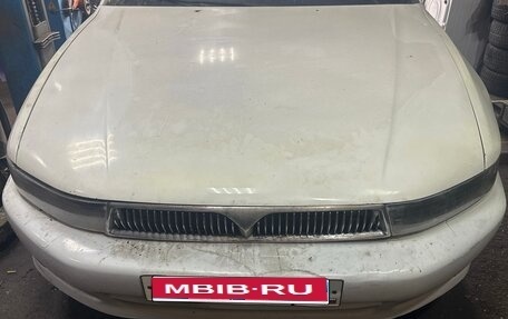 Mitsubishi Galant VIII, 2001 год, 200 000 рублей, 1 фотография