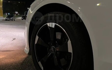 Audi A4, 2010 год, 1 550 000 рублей, 3 фотография