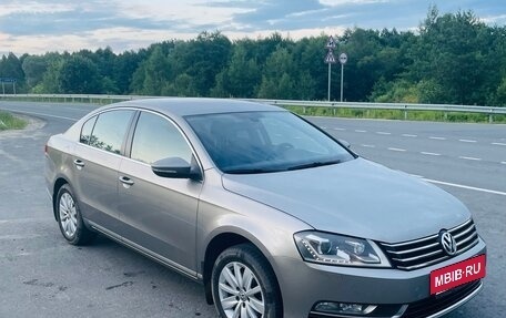 Volkswagen Passat B7, 2012 год, 1 099 000 рублей, 2 фотография