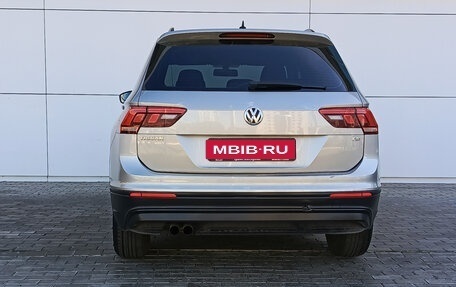 Volkswagen Tiguan II, 2018 год, 1 950 000 рублей, 10 фотография