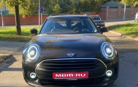 MINI Clubman, 2021 год, 2 940 000 рублей, 1 фотография
