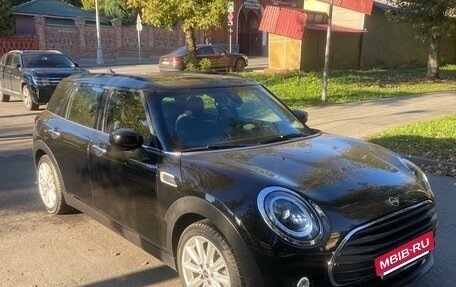 MINI Clubman, 2021 год, 2 940 000 рублей, 4 фотография