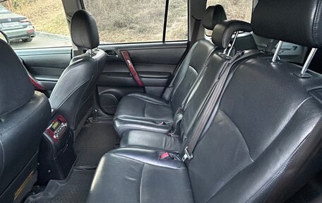 Toyota Highlander III, 2010 год, 1 640 000 рублей, 10 фотография