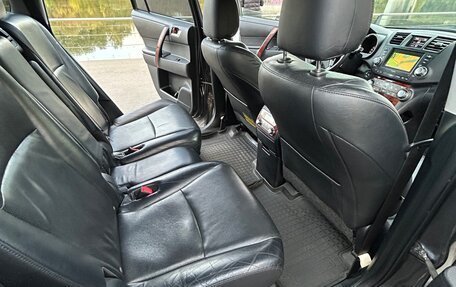 Toyota Highlander III, 2010 год, 1 640 000 рублей, 16 фотография