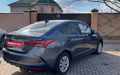 Hyundai Solaris II рестайлинг, 2021 год, 1 320 000 рублей, 3 фотография