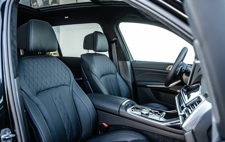 BMW X7, 2023 год, 23 990 000 рублей, 18 фотография