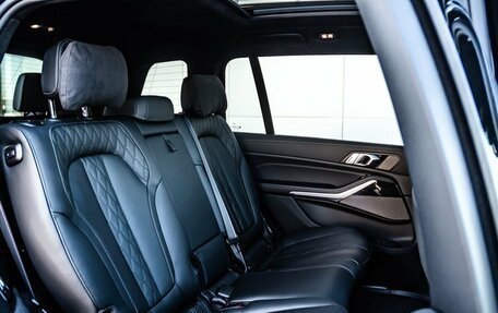 BMW X7, 2023 год, 23 990 000 рублей, 20 фотография