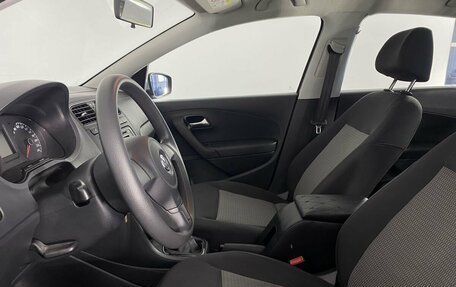 Volkswagen Polo VI (EU Market), 2015 год, 1 050 000 рублей, 11 фотография