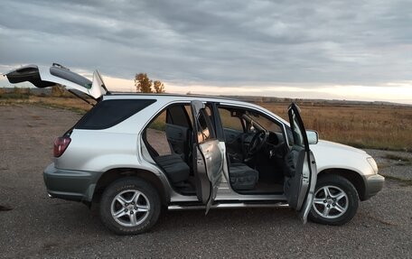 Toyota Harrier, 1998 год, 600 000 рублей, 2 фотография