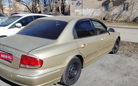 Hyundai Sonata IV рестайлинг, 2003 год, 490 000 рублей, 1 фотография