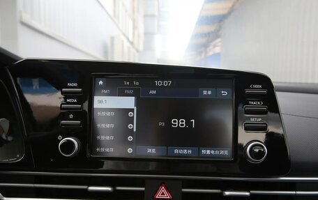 Hyundai Elantra, 2025 год, 1 993 000 рублей, 32 фотография