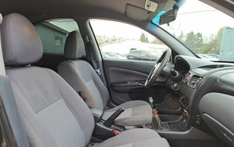 Nissan Almera, 2004 год, 239 000 рублей, 13 фотография