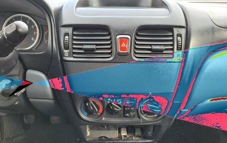 Nissan Almera, 2004 год, 239 000 рублей, 18 фотография
