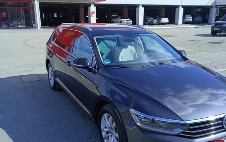 Volkswagen Passat B8 рестайлинг, 2019 год, 1 750 000 рублей, 1 фотография