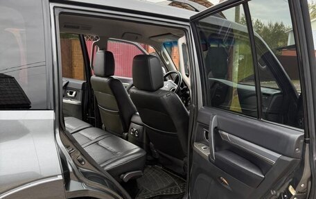 Mitsubishi Pajero IV, 2012 год, 1 850 000 рублей, 5 фотография