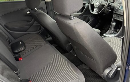 Volkswagen Polo VI (EU Market), 2013 год, 950 000 рублей, 10 фотография