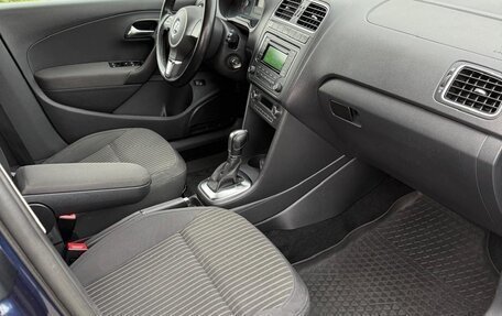 Volkswagen Polo VI (EU Market), 2013 год, 950 000 рублей, 12 фотография