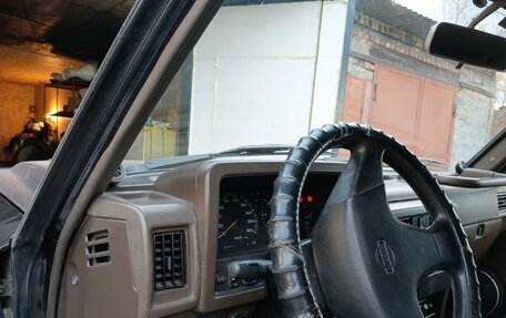 Nissan Patrol, 1994 год, 1 500 000 рублей, 28 фотография
